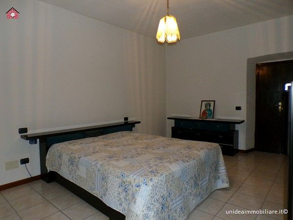 Casale Litta - casa semindipendente con 2 appartamenti - Foto 9