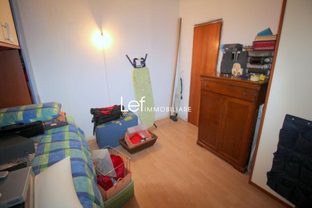 CASA AFFIANCATA di 10 vani e di 349 mq (VALDOBBIADENE) rif. LC60_5 - Foto 14