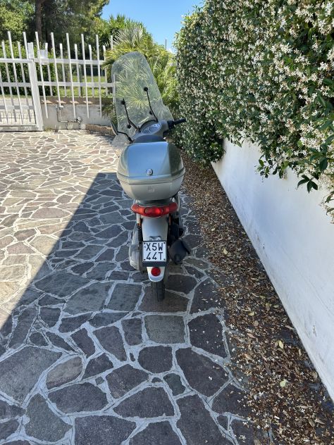APRILIA SCARABEO 50 DITECH – SOLO 4.000 KM ORIGINALI – SEMPRE IN GARAGE - Foto 7