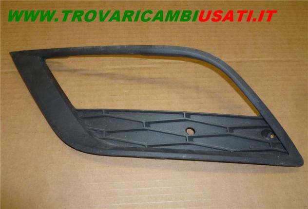 GRIGLIA SX SEAT IBIZA 6J0853665 F  Carrozzeria  Lamierati esterni  Paraurti  Griglia di ven