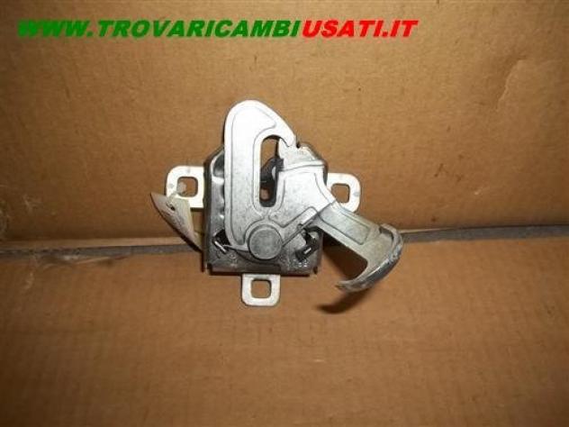 SERRATURA COFANO ANT. FIAT PUNTO (3J) Evo Carrozzeria Lamierati esterni Cofano Serratura cofano FIAT - GRANDE PUNTO - 01-09-2005 - 01-12-2011, FIA
