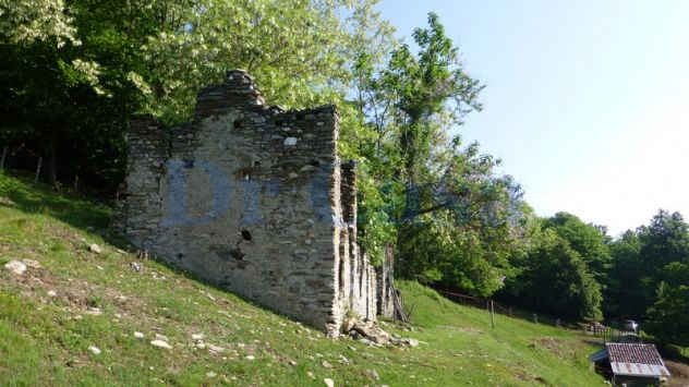 Rudere con terreno a Brissago Valtravaglia - Foto 2
