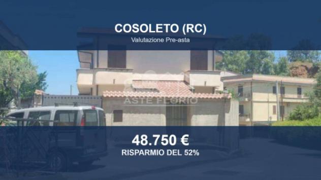 Immobile in asta di 264 m² con più di 5 locali e box auto in vendita a Cosoleto