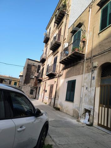 ZONA COLONNA ROTTA - Via Re Manfredi - Foto 8
