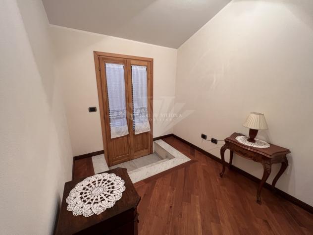 VILLA di 12 vani e di 266 mq (PIETRASANTA) rif. 477 - Foto 10