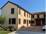 Suzzara vendesi rustico 6 vani 300 Mq