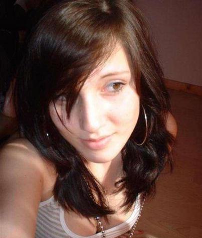Donna di Montefalco, 24 anni. Fisico Normale Tel: