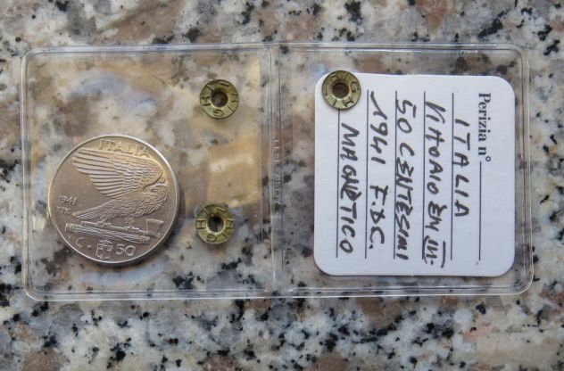 50 centesimi magnetica del 1941 Regno d'Italia in f.d.c. periziata - - Foto 2