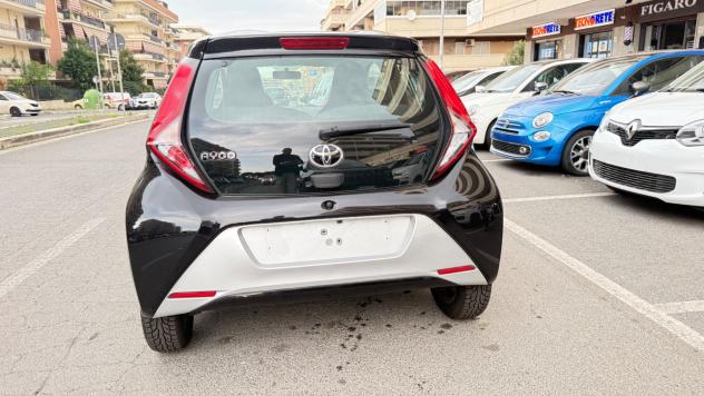 Toyota Aygo Connect 1.0 VVT-i 72 CV 5 porte x-play LED NAVI KAMERA PDC BLUETOOTH CERCHI 16 - Foto 5