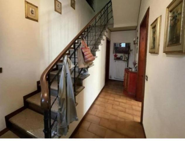 Immobile in asta di 243 m² con più di 5 locali e box auto in vendita a Lucca - Foto 8