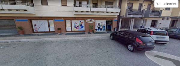 VENDITA LOCALE COMMERCIALE- VIA D'ADDEDDA,21-25-31