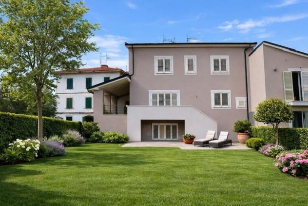 Villa in vendita a Cascina 200 mq Rif: 1400019