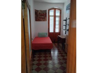 Stanza in appartamento in affitto a Siena