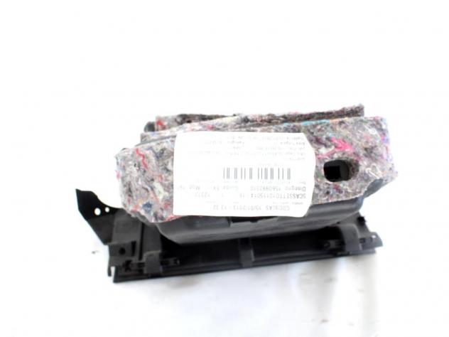 156099301 CASSETTO PORTAOGGETTI CRUSCOTTO LATO DESTRO ALFA ROMEO GIULIETTA 1.4 G 88KW 6M 5P (2013) RICAMBIO USATO - Foto 4