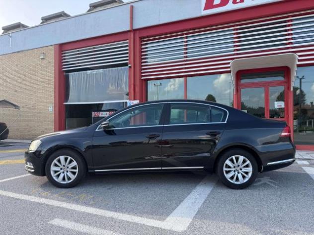 Volkswagen Passat Berlina 1.6 tdi Comfortline - Foto 3