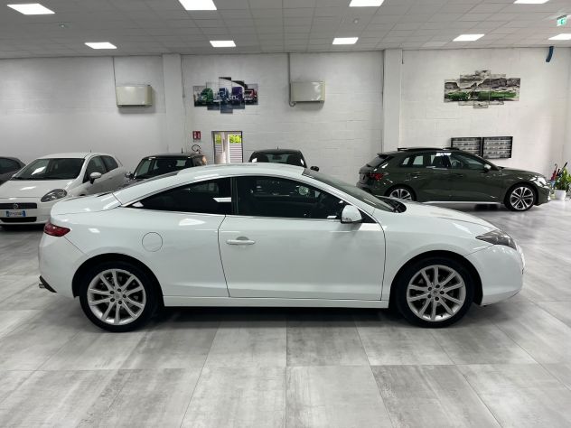 Renault Laguna Coupe 2.0 dci 150cv - Foto 4