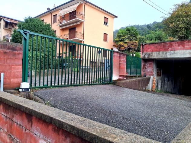 Singolo in affitto a Como