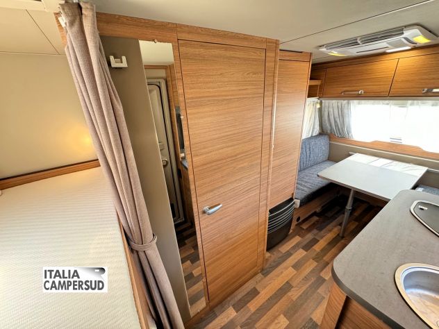 Caravan Weinsberg CaraOne 400 LK Con 4 Posti Letto Del 2023 - Foto 8