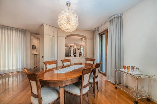 Appartamento di 200 m² con 5 locali e box auto in vendita a Milano - Foto 9