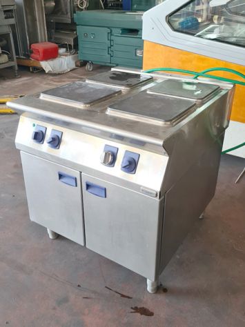 CUCINA ELETTRICA 4 PIASTRE USATA
