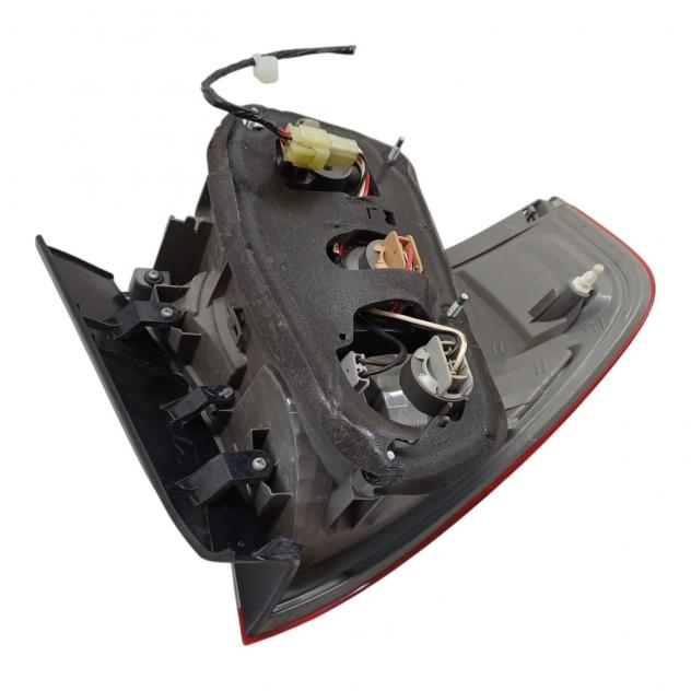 STOP FANALE POSTERIORE DESTRO SUBARU Legacy Berlina 4° Serie 84201AG322 (0309) - Foto 4
