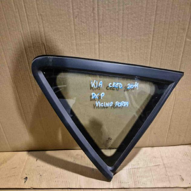 VETRO FISSO POSTERIORE DX KIA Cee'd 1° Serie (0612)