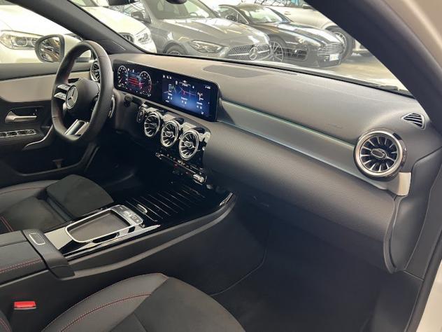 Mercedes-Benz Classe A A 200 AMG Line mild hybrid iva esposta - Foto 10