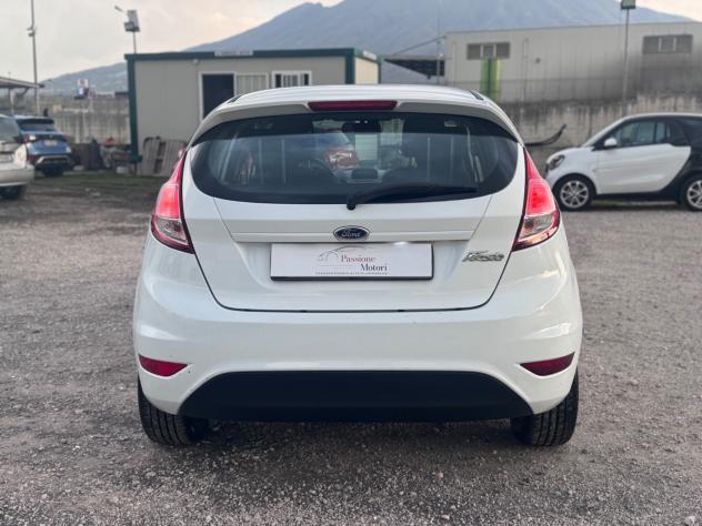 Ford Fiesta 1.5 TDCi 75CV 5 porte Titanium - Foto 5