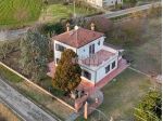Casa singola in Vendita in zona SANTA MARIA NUOVA