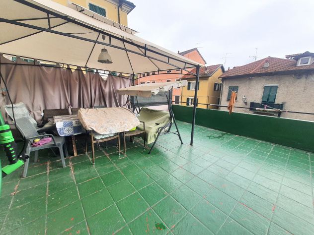7 vani, ampio terrazzo al piano - Foto 8