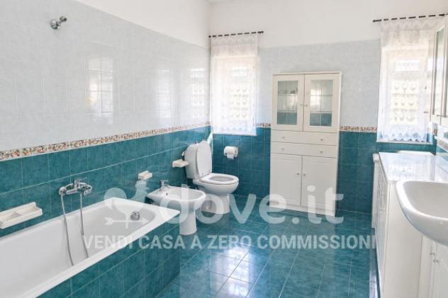 Appartamento di 170 m² con 4 locali e posto auto in vendita a Messina - Foto 4