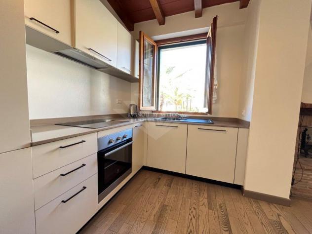 APPARTAMENTO di 5 vani e di 98 mq (PIETRASANTA) rif. 345/VE - Foto 3