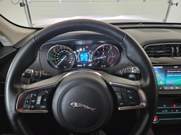 JAGUAR - F-Pace 2.0d i4 Prestige awd 180cv auto my20 - Foto 8