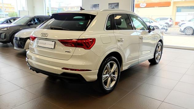 Audi Q3 35 TDI quattro S tronic S-line edition - 2023 - AZIENDALE - Foto 4
