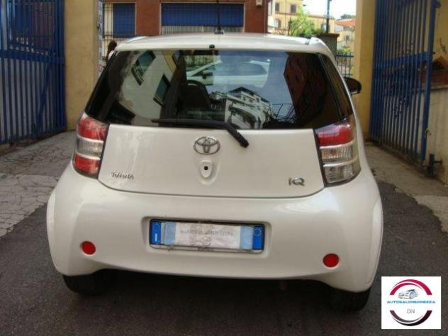 TOYOTA - iQ - 1.0 CVT Trend - Foto 6