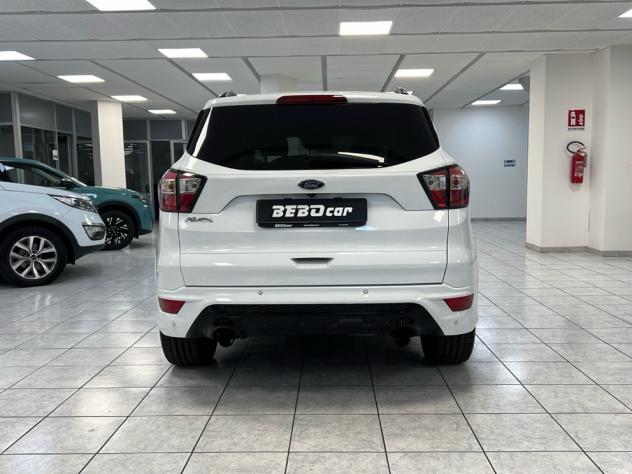 Ford Kuga 1.5 TDCi 120CV 2WD ST-Line Business - Foto 6