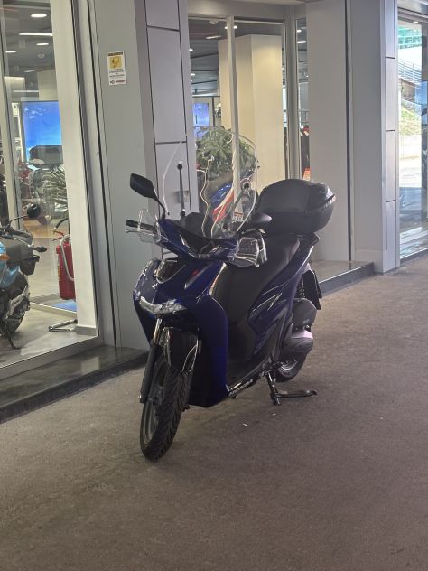 HONDA SH 125i ABS VETRO SPECIAL EDITION (MY 2026) - USATO - Foto 2