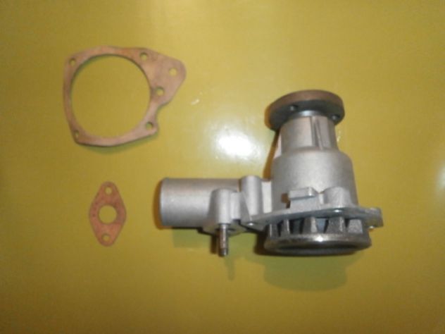 Pompa acqua Fiat x1/9 prima serie NUOVA - Foto 2