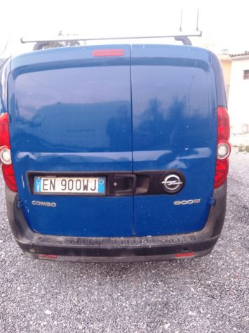 Opel Combo 1.3 mtj 90cv passo corto. - Foto 3