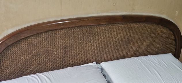 letto matrimoniale in paglia di Vienna