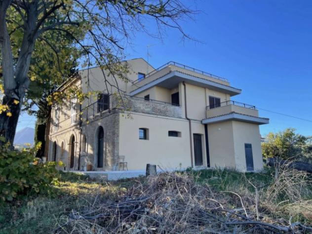 Immobile in asta di 348 m² con più di 5 locali e box auto in vendita a Civitella del Tronto - Foto 5