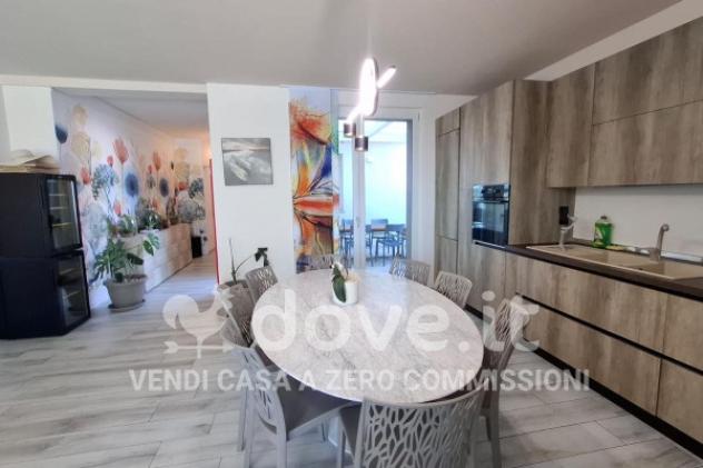Villa di 150 m² con più di 5 locali e posto auto in vendita a Mondolfo - Foto 20