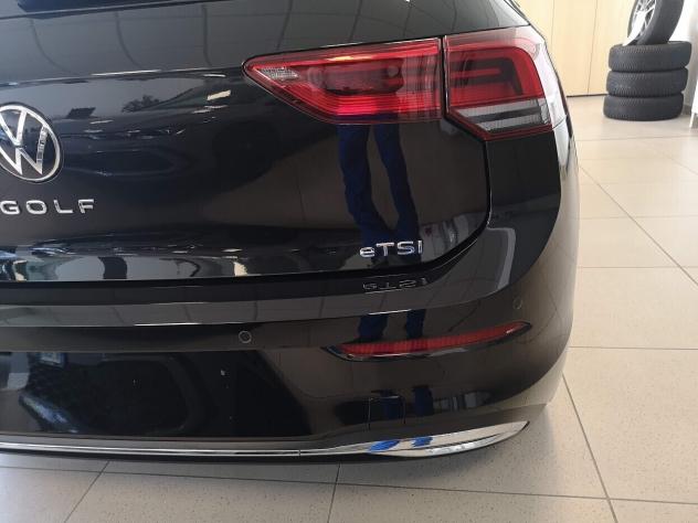 Volkswagen Golf 1.5 TSI 131 CV DSG EVO ACT Style - Foto 6