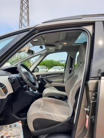 Citroen C4 Grand Picasso 2.0 HDi 150 FAP Exclusive Style - Foto 9