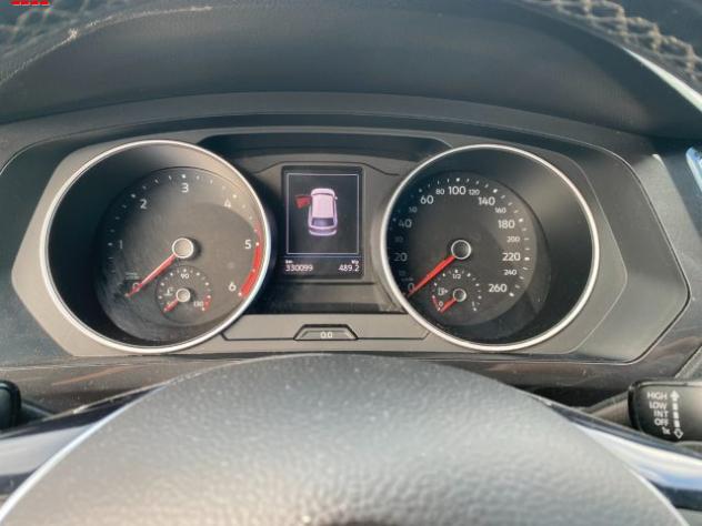 VOLKSWAGEN Tiguan 2.0 TDI SCR DSG Sport BlueMotion Technology rif. 23838550 - Foto 6