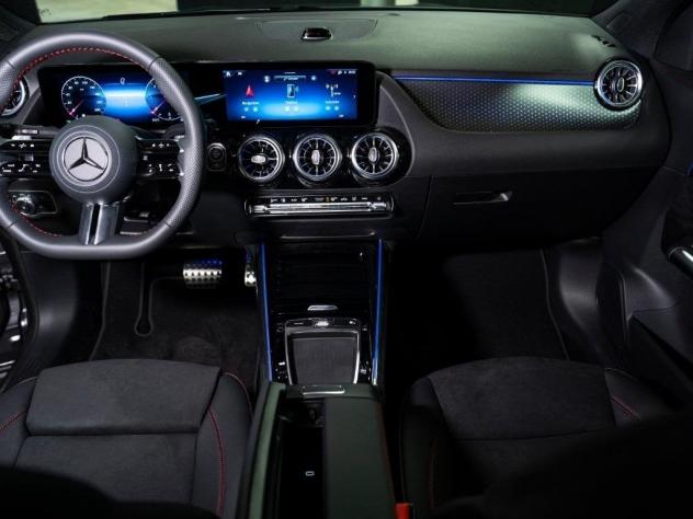 Mercedes-Benz GLA 200 d AMG Line Extra - Foto 8