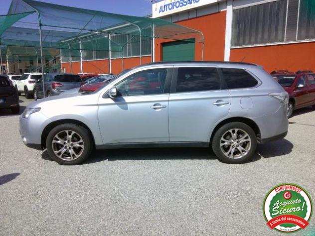 MITSUBISHI Outlander 2.2 DI-D 4WD Instyle 7 POSTI SOLO 120.000 KM rif. 23826286 - Foto 2