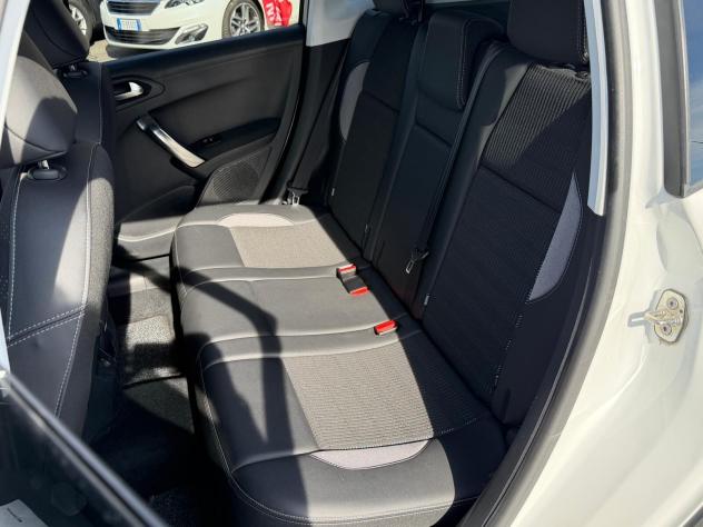 Peugeot 2008 1.5 BLUEHDI 120CV EAT6 S&S ALLURE 2018 - Foto 6