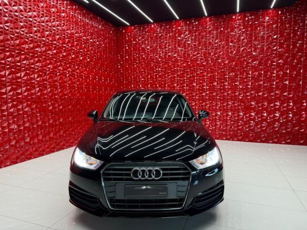 Audi A1 SPB 1.6 TDI 116 CV Admired OK NEOPATENTATI - Foto 2