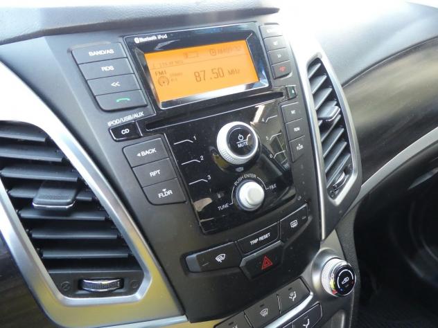 SsangYong Korando 2.0 e-XDi 2WD M/T Plus - Foto 10